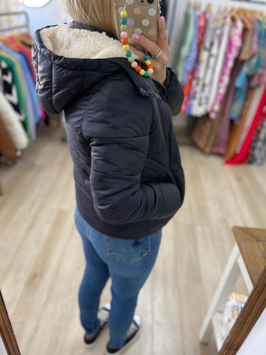Imagen 4 de 10 de Campera Puffer Forrada En Piel Corderito The Big Shop
