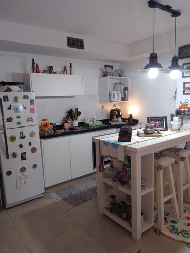 Imagen 4 de 15 de Excelente Departamento 2 Amb Con Patio