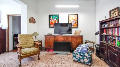 Casa 3 Dormitorios Venta - Florida Oeste