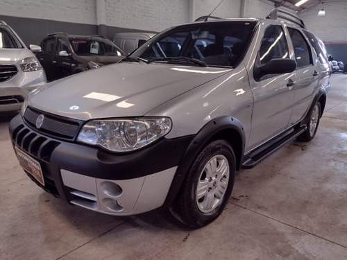 Imagen 1 de 7 de Fiat Palio Adventure 1.8 2007