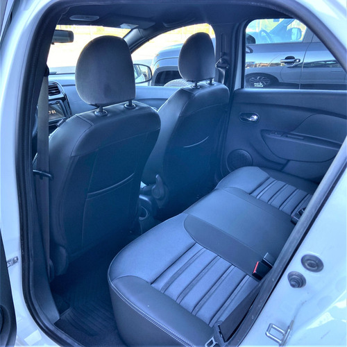 Renault Logan 1.6 16v Intense