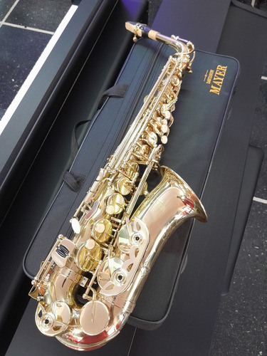 Saxo Alto Davison Mayer Cx-w008 Con Estuche Dorado