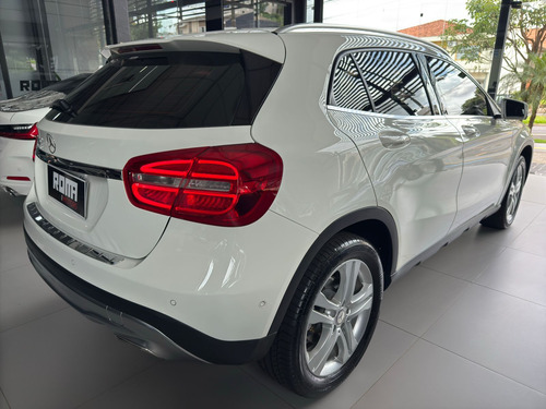 Mercedes-Benz Classe GLA 1.6 Advance Turbo Flex 5p