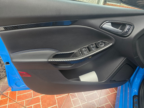 Ford Focus 2.3 Rs Mt