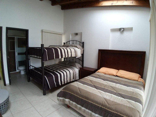 Venta Casa Ángeles Con Alberca De Tamaño Monumental En Un Jardín Enorme Con Vistas Panorámicas En 3 Habitaciones Fracc Rancho San Diego Ixtapan De La Sal Edomex