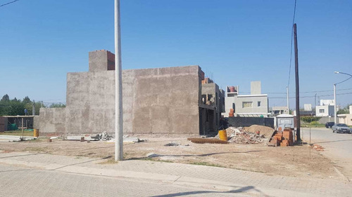 Imagen 4 de 6 de La Paya Ii - Apto Duplex 255 Mts2.-oportunidad