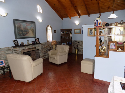 Imagen 6 de 24 de Excelente Chalet 5 Ambientes, Sobre 2 Lotes De Parque Barrio Las Lomas Miramar
