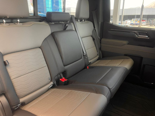Chevrolet Cheyenne 6.2 Doble Cab Zr2 Bison 4X4 At