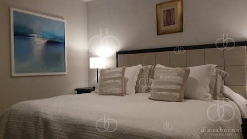 Imagen 8 de 27 de Casa En Punta Del Este Paya Mansa, 6 Dormitorios + Dep Y Piscina.