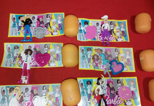 Barbie Kinder Sorpresa 8 Figuras Set Completo Original (Usado)