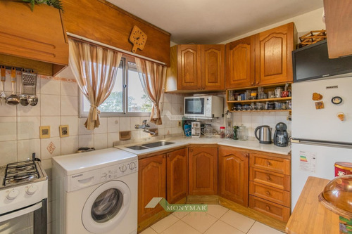 Imagen 15 de 20 de Casa Lagomar Venta 4 Dormitorios Buenos Aires Y Danubio 2 Casas + Apto + Barbacoa Ideal Residencial