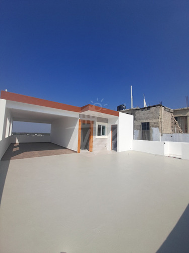 Imagen 9 de 25 de Casa Moderna De 2 Nivelesen Venta Con Terrazas Y Cocina Equipada, Santiago (jpc-221)