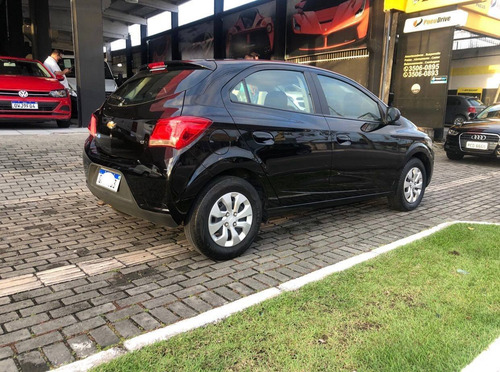 Imagem 3 de 5 de Chevrolet Onix 1.0 Mpfi Lt 8v Flex 4p Manual