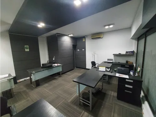 Espectacular Local En Venta Suramericana