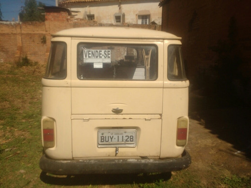 Imagem 3 de 11 de Volkswagen Kombi Antiga Cliper