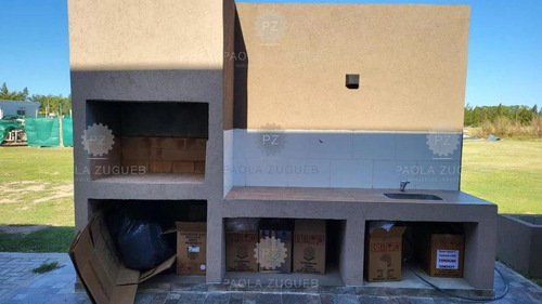 Casa Dúplex En Venta En Dolores, Costa Atlántica, Buenos Aires
