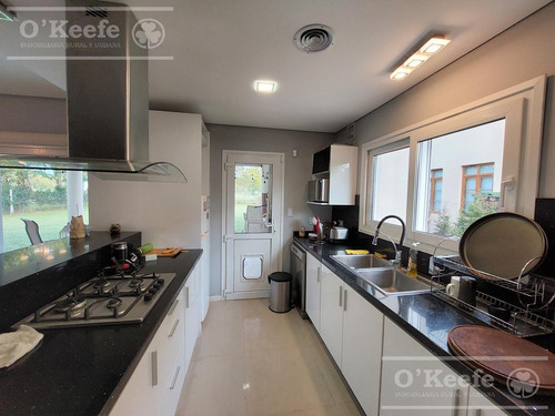 Imagen 8 de 22 de Casa En Venta De 5 Ambientes En Fincas De Hudson Con Pileta