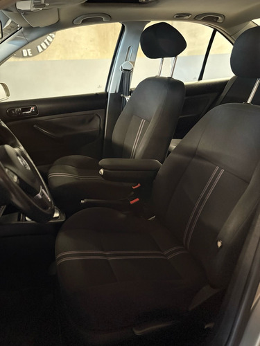 Volkswagen Bora 2.0 Trendline 115cv Tiptronic