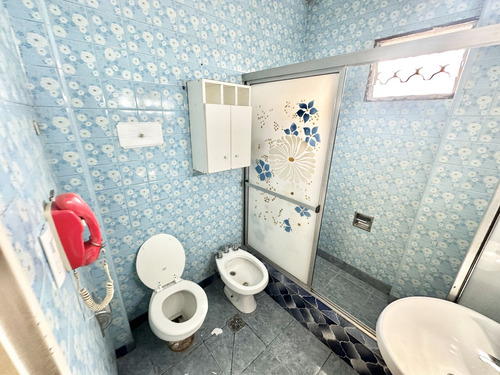 Venta De Departamento En Block Con Cochera Y Terraza