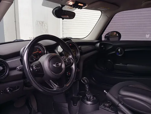 Mini Cooper 1.5 Aut