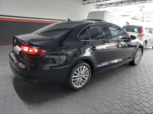 Imagem 4 de 11 de Volkswagen Jetta 1.4 Tsi Comfortline