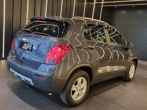 Chevrolet Tracker Freeride 1.8 16V Flex 4x2 Manual.