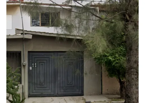 Casa En Venta De Recuperacion Bancaria, Gral. Francisco Villa, Ecatepec De Morelos. Sh05