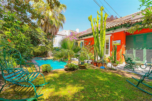 Casa En Venta De 4 Dorm. En Las Condes