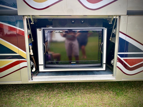 Imagem 13 de 14 de Motorhome Mercedes-benz O 400 Hometur
