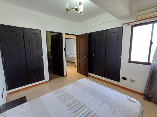 Solo Clientes Apartamento En Alquiler En Urbanización Las Chimeneas. Res Brisas Del Norte