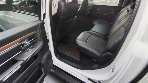 RAM Classic 5.7 V8 32V 4P HEMI LARAMIE AUTOMÁTICO