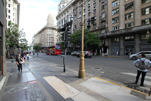 Roque Saenz Peña 615 1º Y 2º