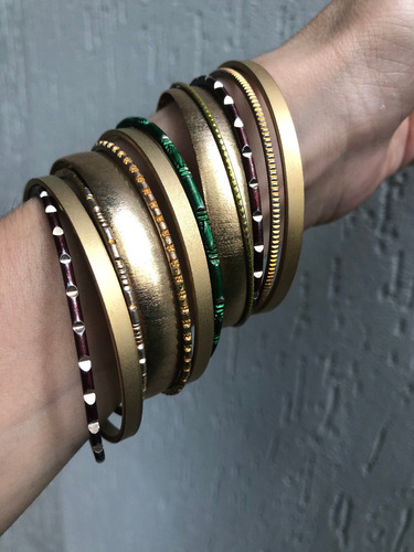 Kit Com 12 Pulseiras Morana Acessórios