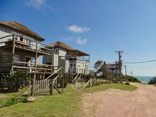 Villa Fausta - Cabaña 4 En Punta Del Diablo