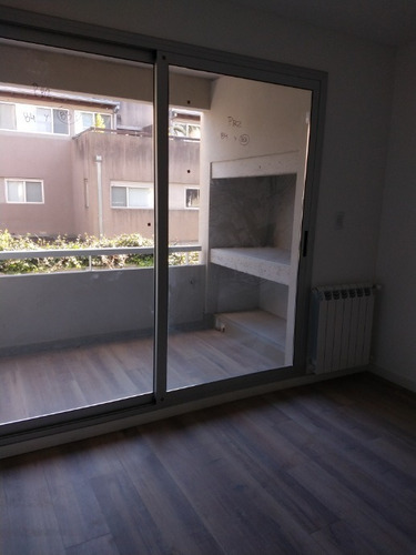 Imagen 5 de 14 de Departamento En Venta En Haedo Centro Sur