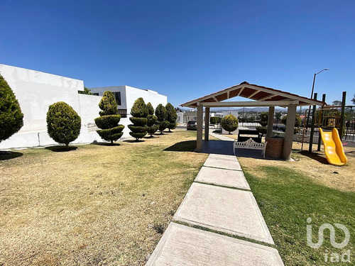 Venta Casa 2 Ambientes Los Encinos