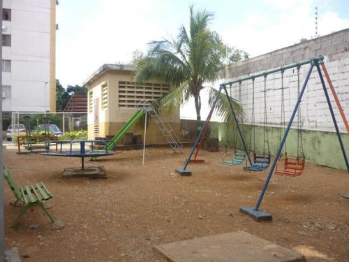 Imagen 20 de 30 de Apartamento En Venta Zona Este De Barquisimeto Lara 23-23678 // Invierta Seguro Con Rentahouse//
