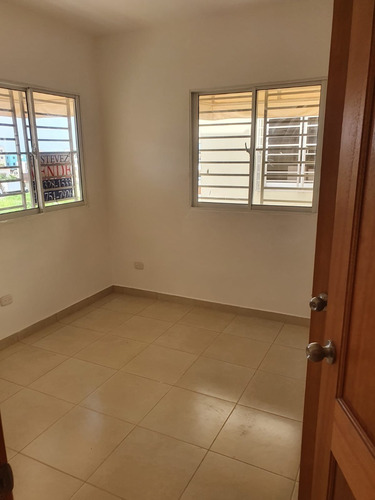 Imagen 8 de 11 de Apartamento En Alquiler En Autopista San Isidro $22,000 Santo Domingo Este Cuarto Piso Con Mantenimiento Incluido.
