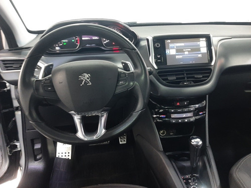 Imagem 11 de 15 de Peugeot 208 2015 1.6 16v Griffe Flex Aut. 5p