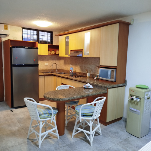 En Terrazas Del Mar Apartamento De 2 Hab, 2 Baños Ic-00409