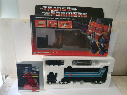 Transformer Optimus Prime G1 Autobot Black Reedición (Usado)