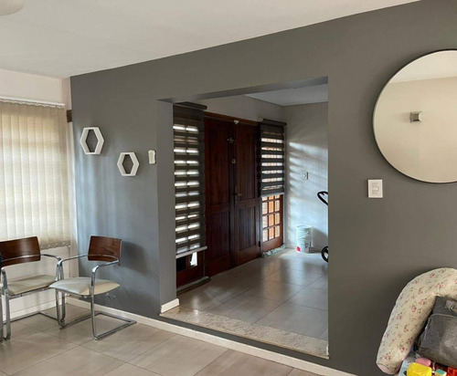 Imagen 2 de 20 de Casa En Venta B° Arguello Sobre Heriberto Martinez.