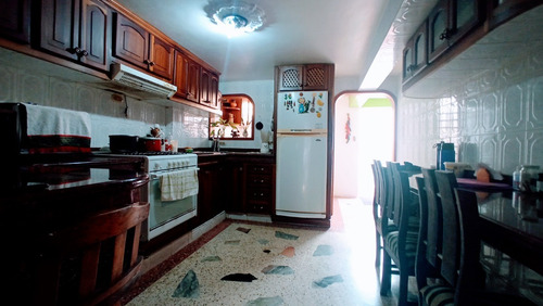 Imagen 16 de 25 de Casa En Venta , Urbanización Altos De Paramillo