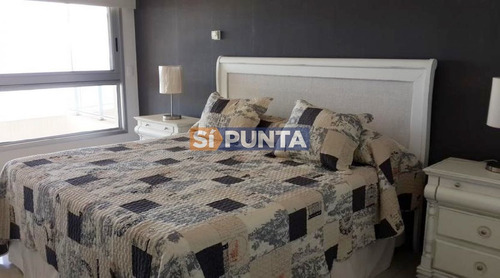 Imagen 16 de 18 de Apartamento En Venta 3 Dormitorios