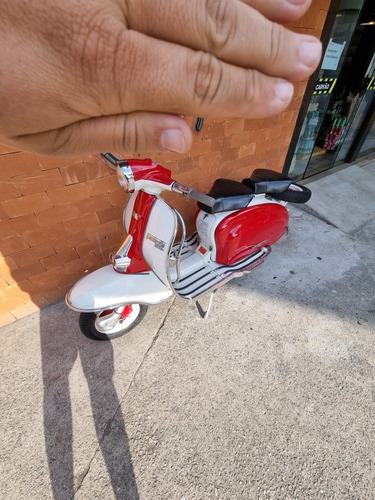 Imagem 4 de 8 de Lambretta Li Lambretta Li
