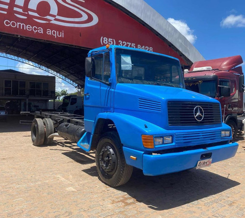 Imagem 2 de 9 de Mercedes Benz 1214