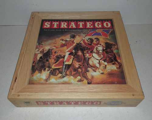 Stratego Juego De Mesa Edicion Nostalgia En Caja De Madera (Usado)
