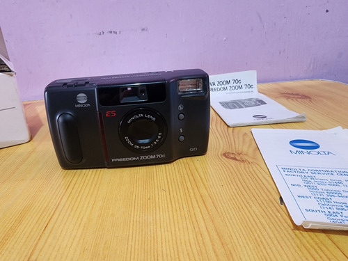 Vendo Vintage Camara Analógica Minolta Freedom Zoom 70c 