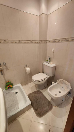Imagen 21 de 30 de Caballito - Duplex 3 Dormitorios En Venta - Impecable