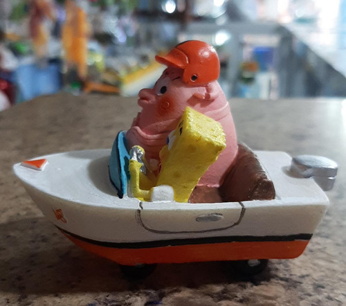 Plancton. Bob Esponja. Piña. Srta Puff. Fondo De Bikini